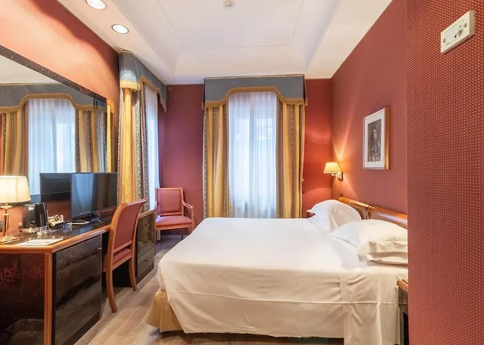 Otel Western Rivoli 4*